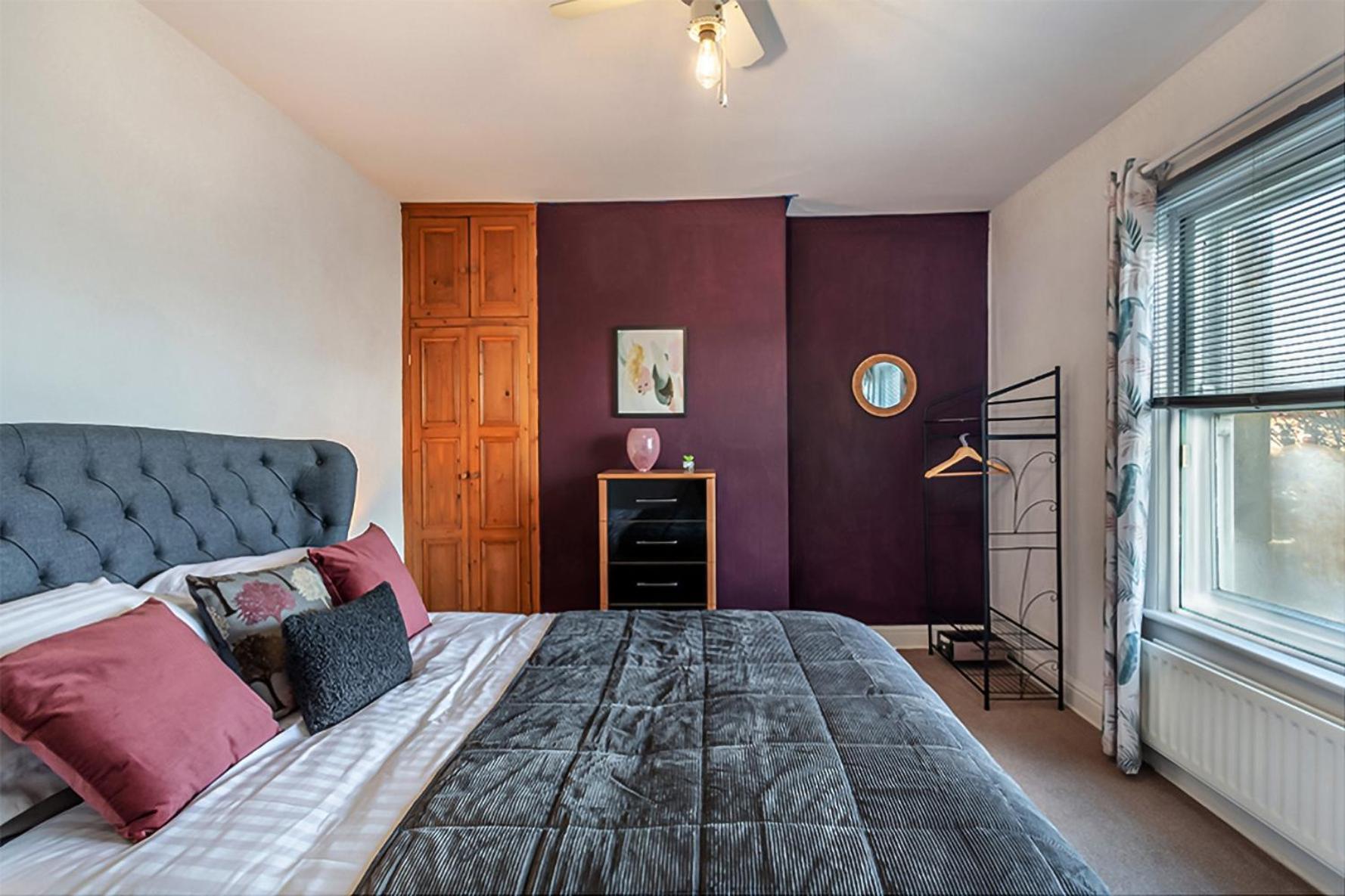 The Harrogate House - 4 Bed Townhouse Apartment Bagian luar foto